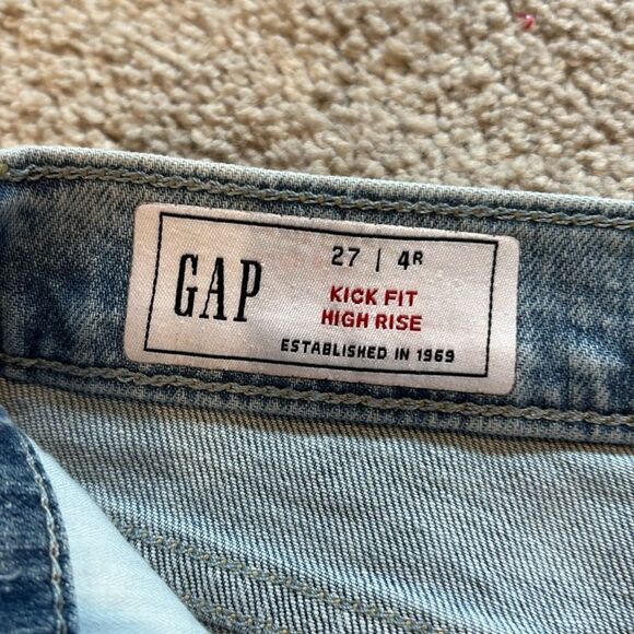 NWT Gap Kick Fit High Rise Size 27 / 4R - Picture 4 of 13